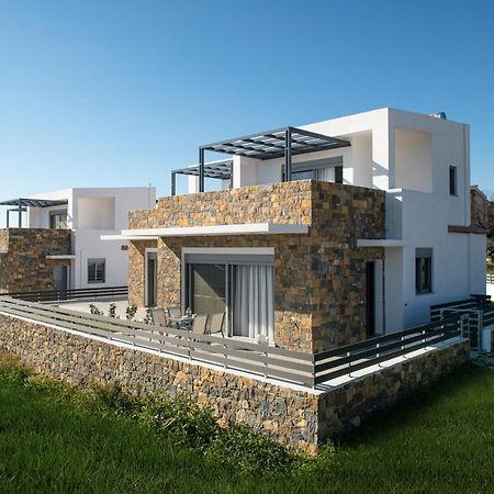 Molino Luxury Villa Никити Екстериор снимка