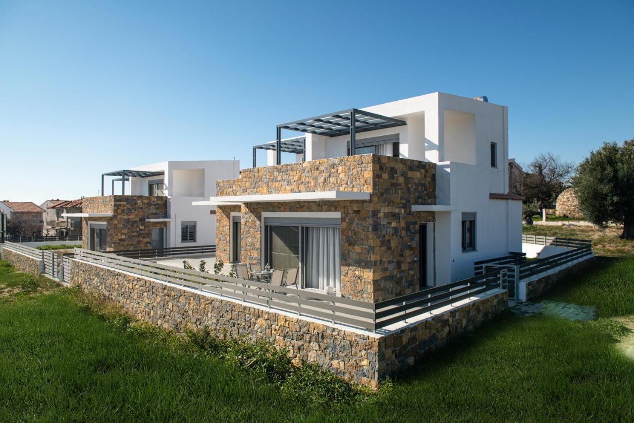 Molino Luxury Villa Никити Екстериор снимка
