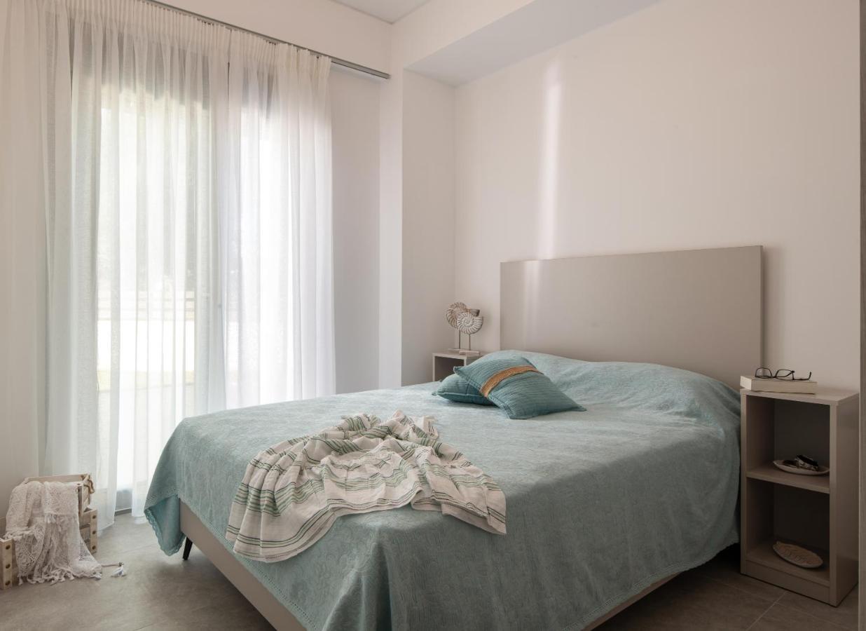 Molino Luxury Villa Никити Екстериор снимка