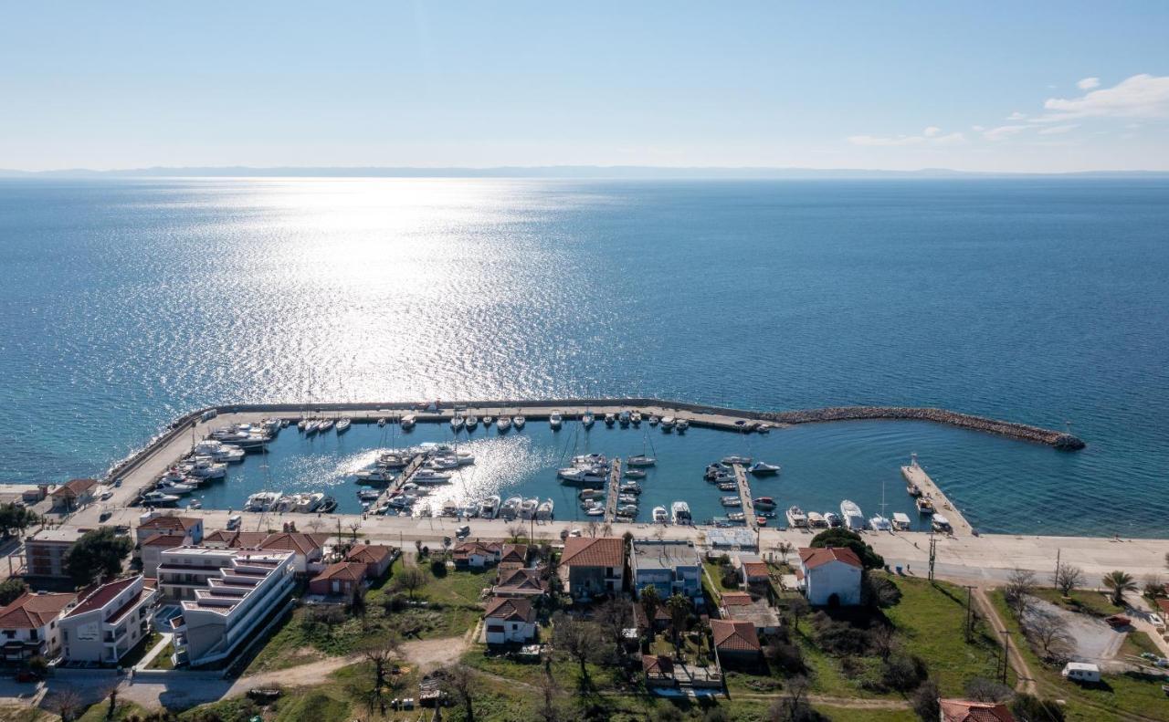 Molino Luxury Villa Никити Екстериор снимка