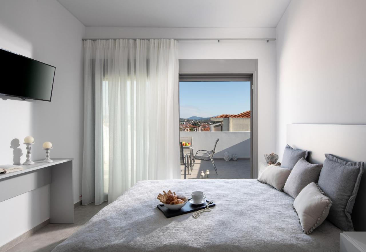 Molino Luxury Villa Никити Екстериор снимка