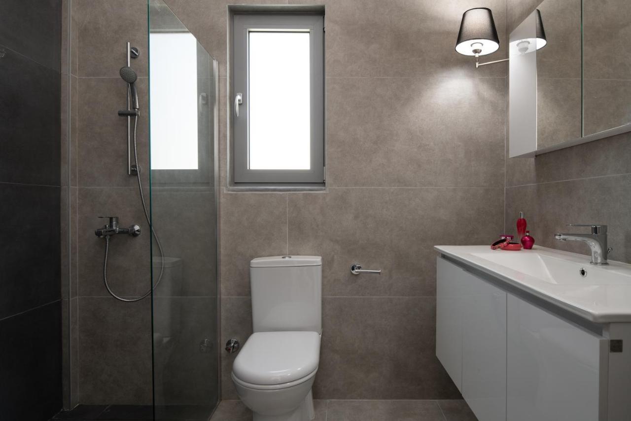 Molino Luxury Villa Никити Екстериор снимка