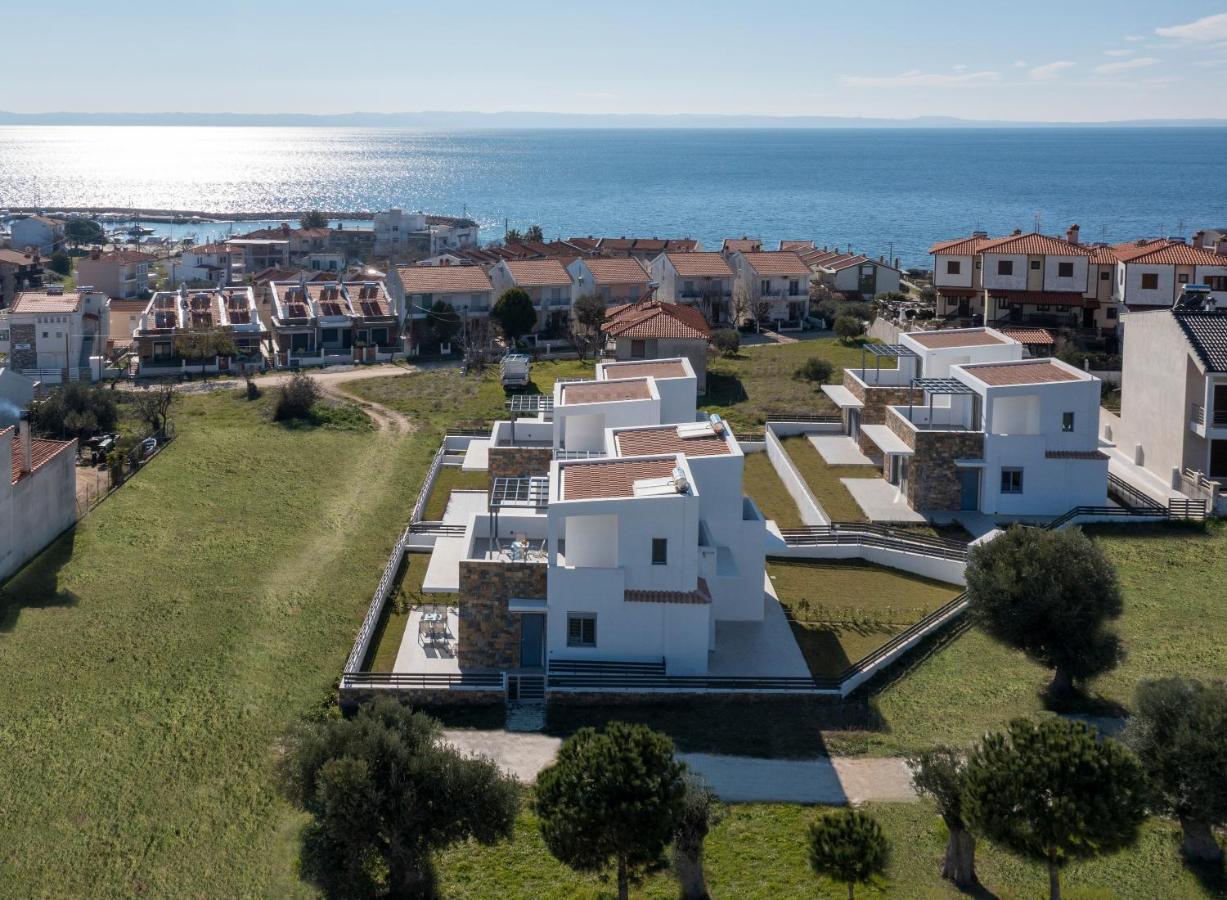Molino Luxury Villa Никити Екстериор снимка